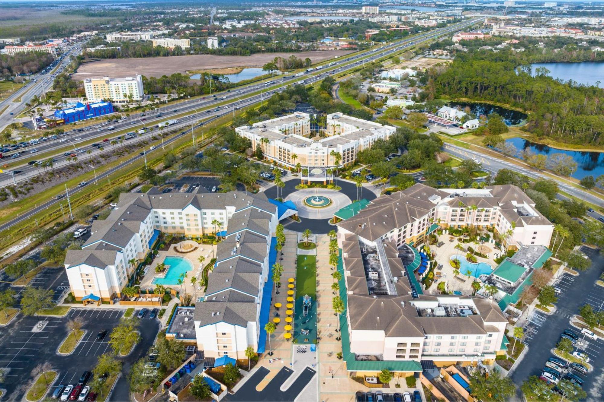 Courtyard By Marriott Orlando Lake Buena Vista In The Marriott Village Exterior foto